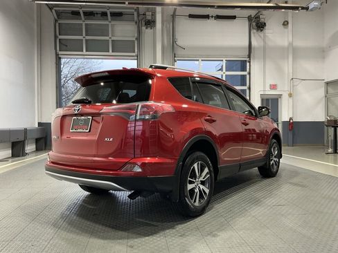 Used 2017 Toyota RAV4 XLE image 29