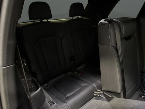 Used 2025 Audi Q7 3.0T Prestige w/ Prestige Package image 35