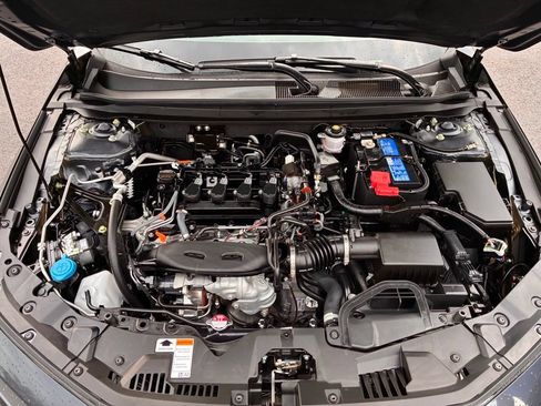 Used 2025 Honda Accord SE image 9