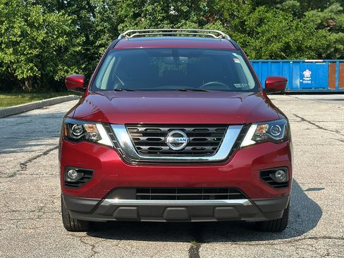 Used 2018 Nissan Pathfinder Platinum AWD/4WD image 3