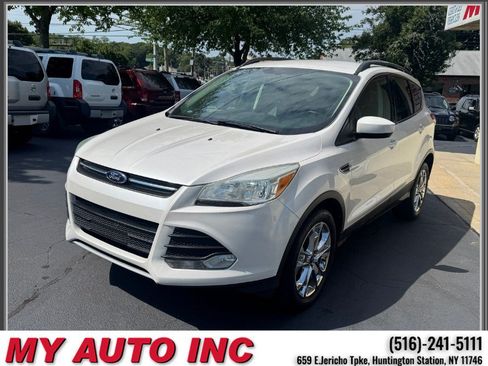 Used 2014 Ford Escape SE w/ Equipment Group 201A AWD/4WD image 8