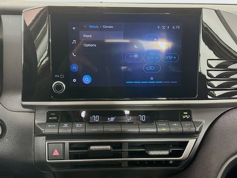 Used 2025 Toyota Camry LE FWD image 24