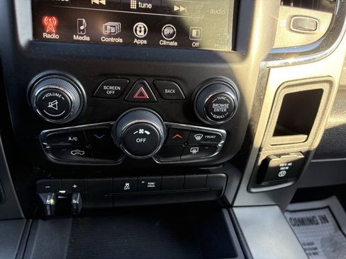 Used 2016 RAM 1500 Sport AWD/4WD image 36