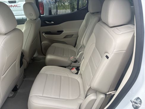 Used 2023 GMC Acadia Denali w/ Trailering Package FWD image 9