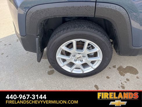 Used 2022 Jeep Renegade Latitude w/ Convenience Group image 50