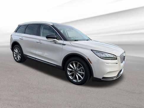 Used 2020 Lincoln Corsair FWD w/ Premium Package image 7