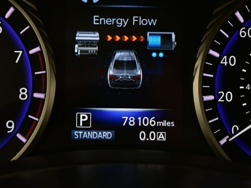 Used 2014 INFINITI Q50 Sport w/ Deluxe Technology Package image 27