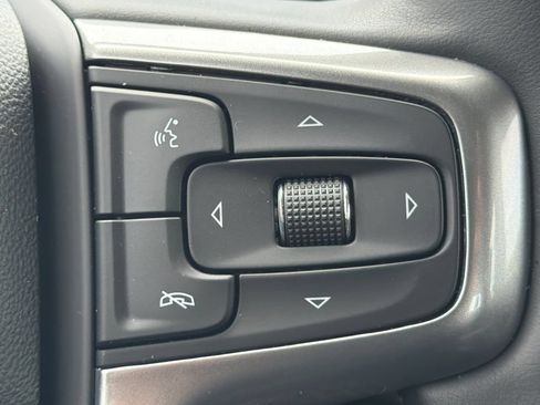 Used 2024 Chevrolet Silverado 1500 LT RWD image 26