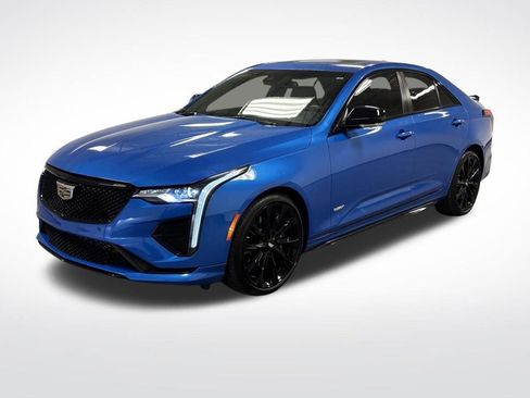 Used 2024 Cadillac CT4 V w/ LPO, ONYX Package image 7