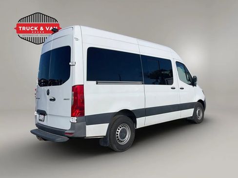 Used 2023 Mercedes-Benz Sprinter 2500 image 5