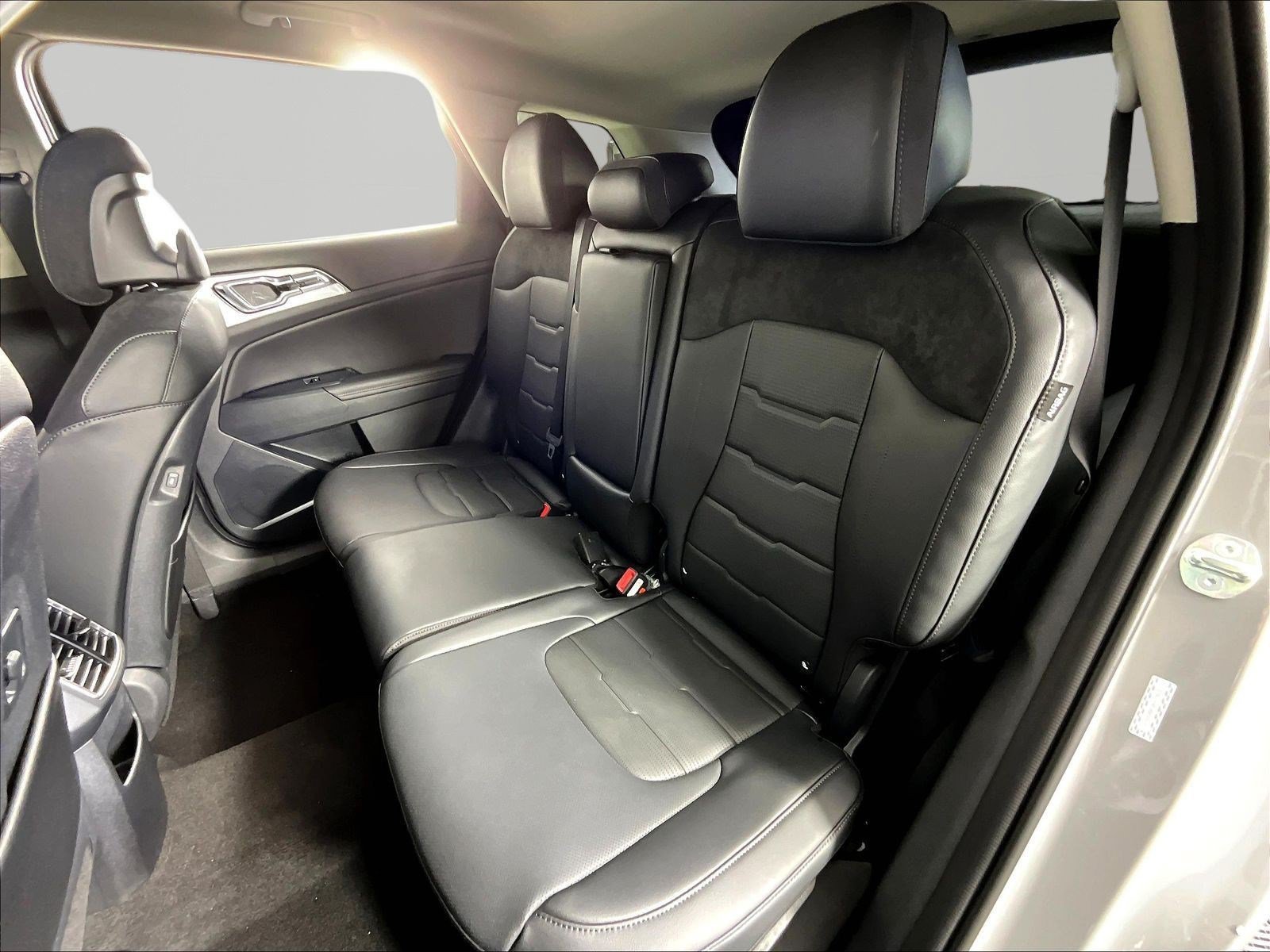 New 2027 Kia Sportage SX FWD image 18