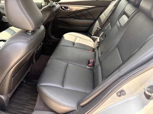 Used 2017 INFINITI Q50 3.0t Premium w/ 3.0T Premium Plus Package RWD image 9