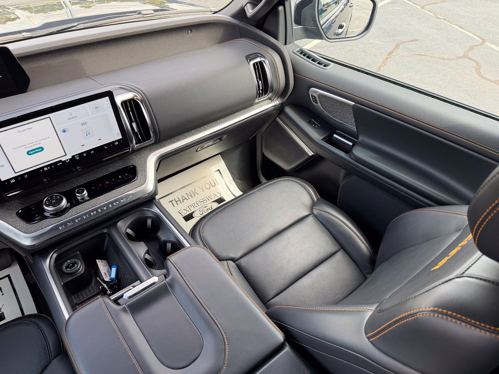 Used 2025 Ford Expedition Tremor AWD/4WD image 17