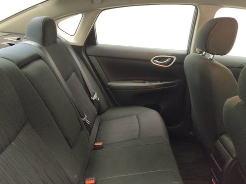 Used 2019 Nissan Sentra SV image 19