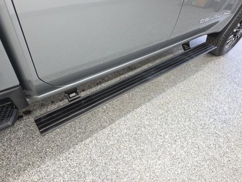 Used 2024 GMC Sierra 2500 Denali Ultimate image 15