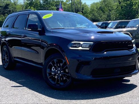 Certified 2025 Dodge Durango R/T AWD/4WD image 2