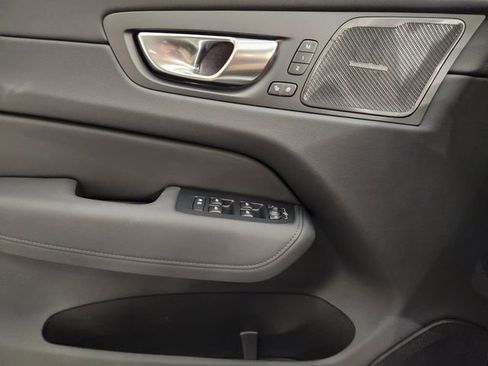 New 2026 Volvo XC60 B5 Ultra w/ Protection Package Premier AWD/4WD image 24