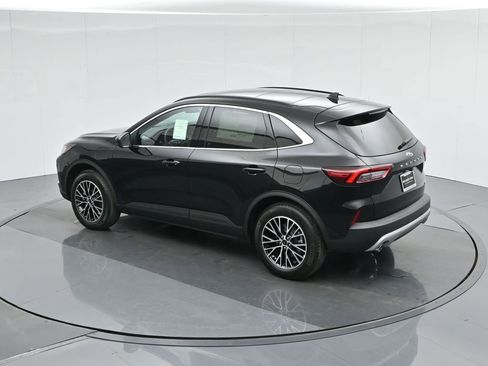 New 2025 Ford Escape SE image 41