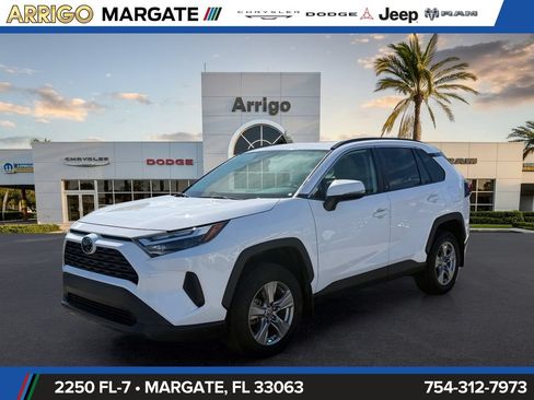 Used 2024 Toyota RAV4 XLE w/ Convenience Package AWD/4WD image 3