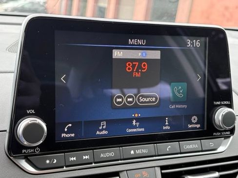 New 2026 Nissan Altima 2.5 SV AWD/4WD image 10