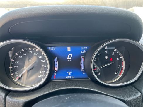 Used 2019 Maserati Levante GranSport AWD/4WD image 7
