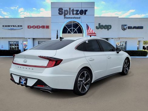 Used 2021 Hyundai Sonata SEL Plus FWD image 2