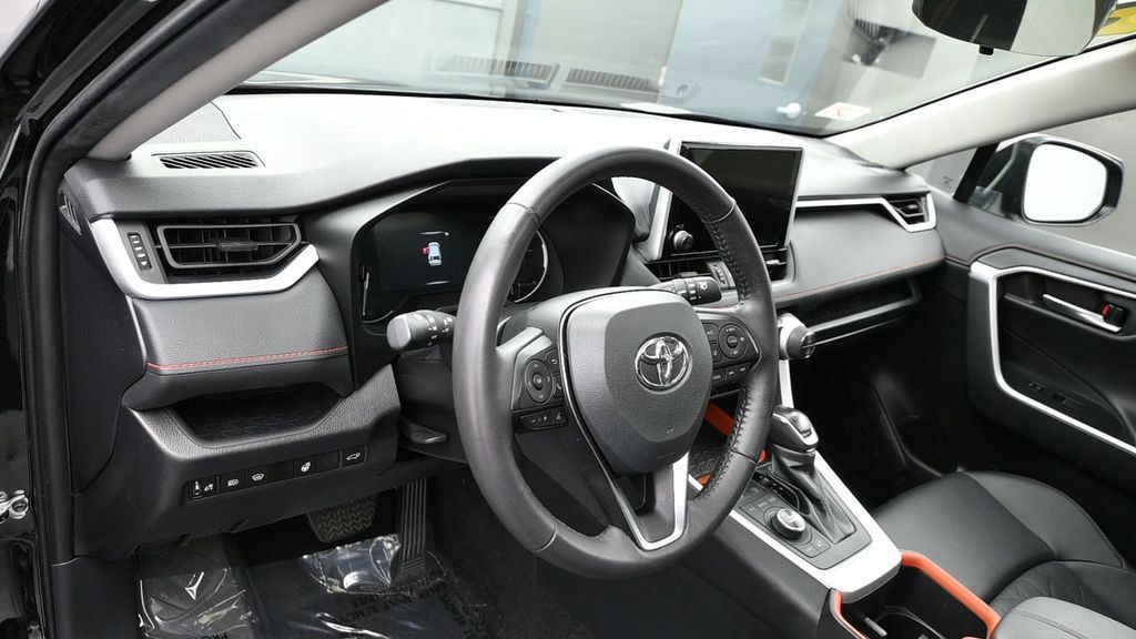 Used 2024 Toyota RAV4 Adventure w/ Convenience Package AWD/4WD image 13