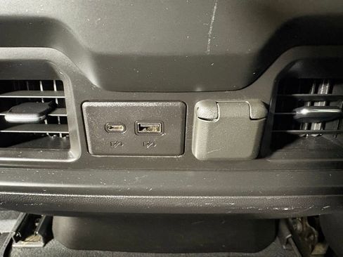 Used 2021 Chevrolet Silverado 1500 LT Trail Boss w/ Convenience Package II image 43