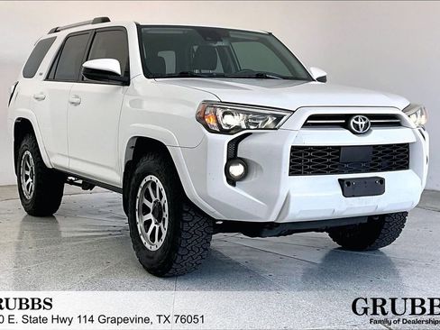 Used 2022 Toyota 4Runner SR5 RWD image 1