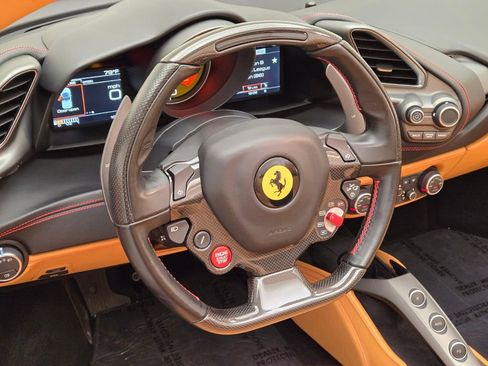 Used 2017 Ferrari 488 Spider RWD image 31