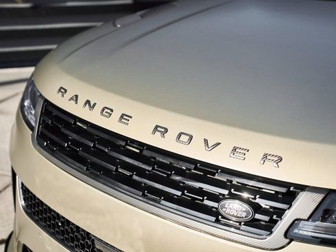 Used 2024 Land Rover Range Rover Sport SV Edition One Carbon Bronze image 6