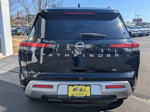 Used 2023 Nissan Pathfinder SL w/ SL Premium Package image 5