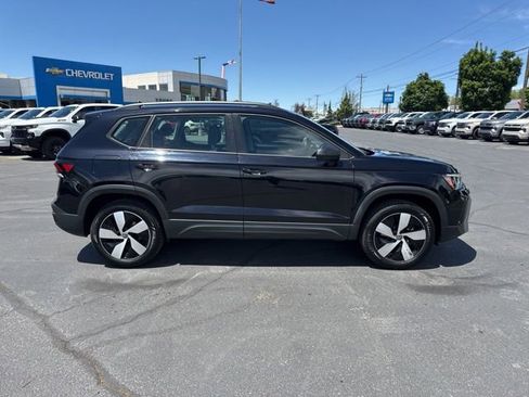 Used 2025 Volkswagen Taos S AWD/4WD image 8