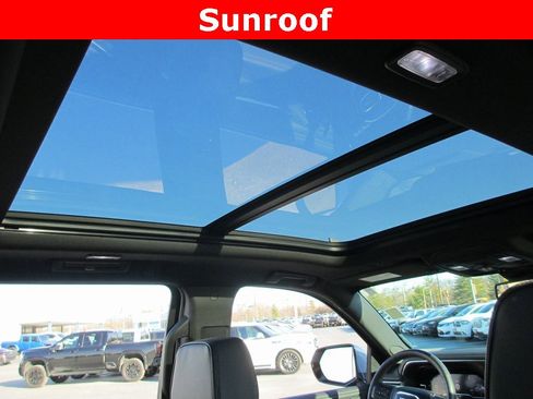 Certified 2024 GMC Yukon XL Denali w/ Max Trailering Package image 15