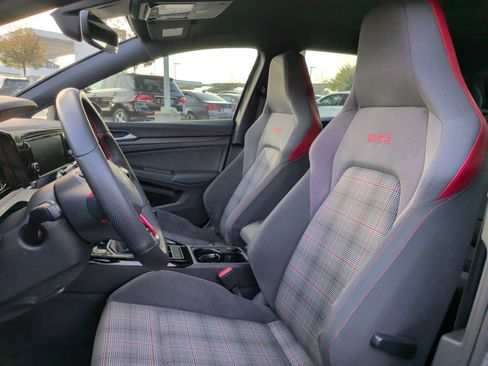 Used 2024 Volkswagen GTI S image 23