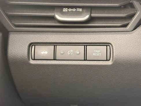 Certified 2023 Nissan Altima 2.5 SR image 31