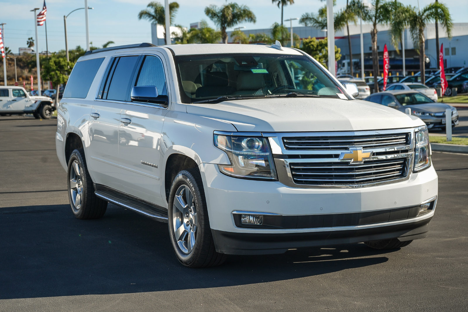 Used 2020 Chevrolet Suburban Premier RWD image 3