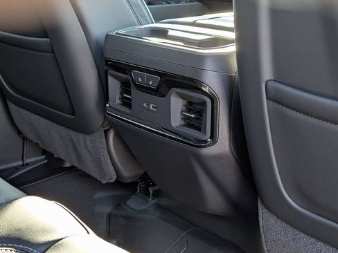 New 2026 GMC Sierra 1500 AT4X AWD/4WD image 33
