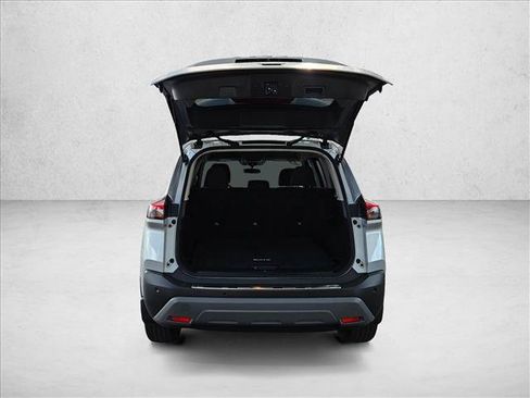 Used 2022 Nissan Rogue SV FWD image 6