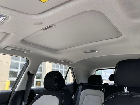New 2026 Hyundai Venue SEL FWD image 26