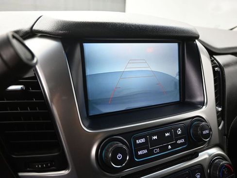 Used 2019 Chevrolet Tahoe LT image 16