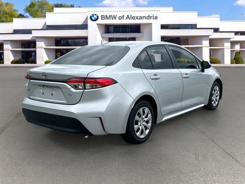 Used 2023 Toyota Corolla LE FWD image 7