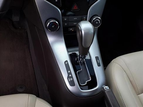 Used 2014 Chevrolet Cruze LTZ w/ RS Package image 10