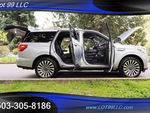 Used 2020 Lincoln Navigator Reserve w/ Luxury Package AWD/4WD image 32