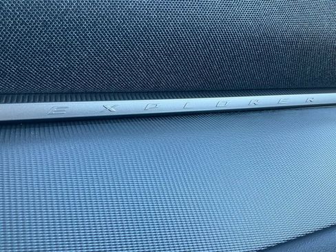 Certified 2025 Ford Explorer ST-Line w/ Premium Package image 44