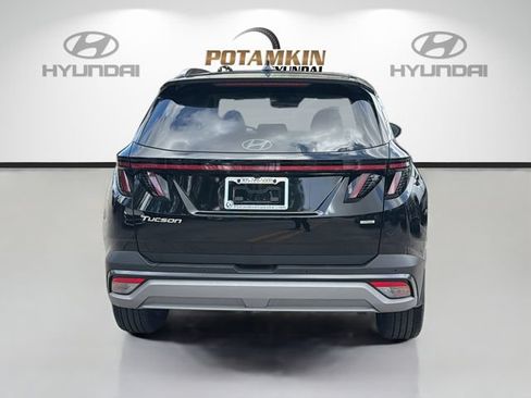 Used 2026 Hyundai Tucson Limited AWD/4WD image 6