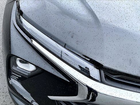 Used 2025 Chevrolet TrailBlazer LT FWD image 29