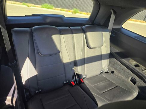 Used 2025 Mercedes-Benz GLS 450 4MATIC image 16