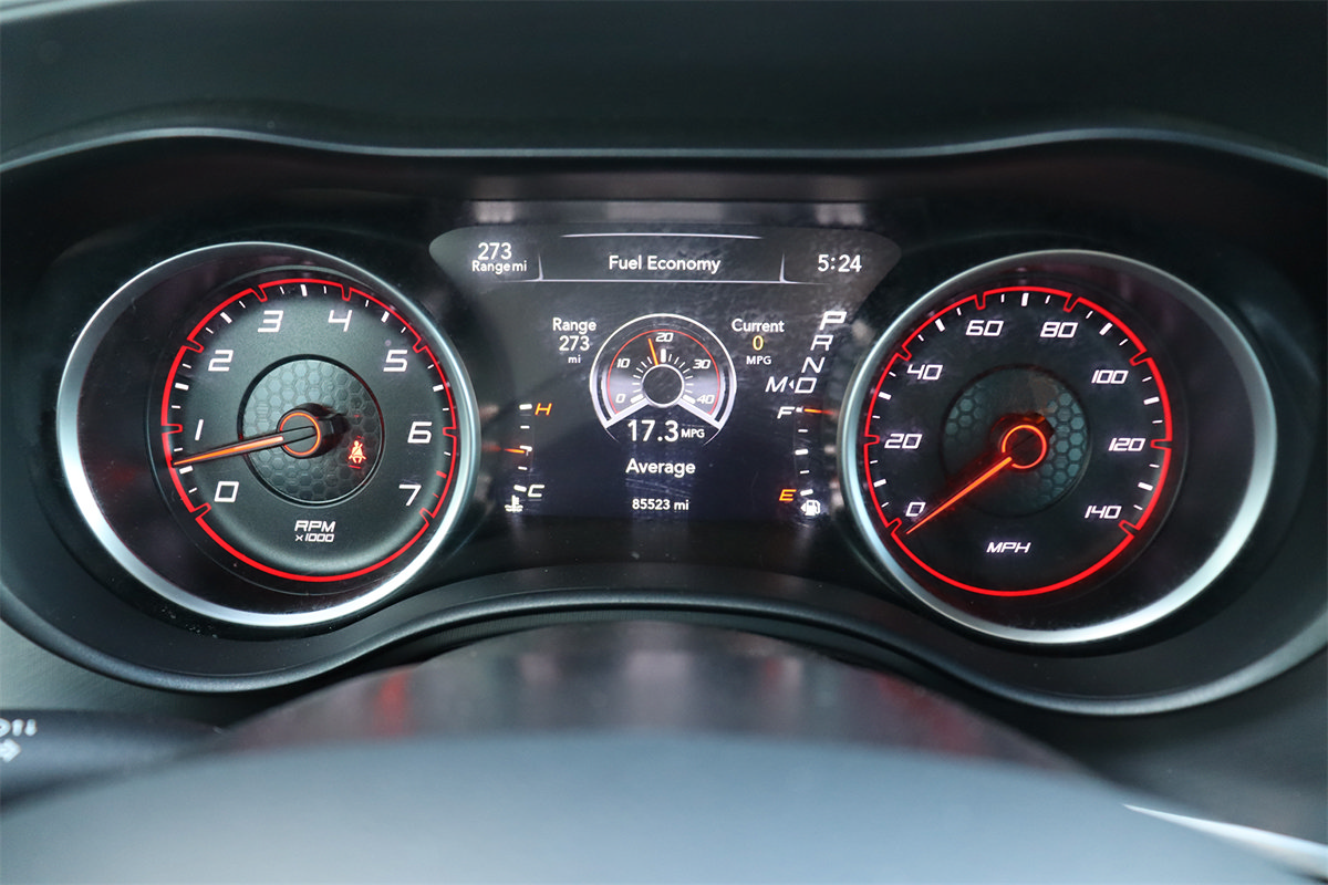Used 2022 Dodge Charger SXT RWD image 29