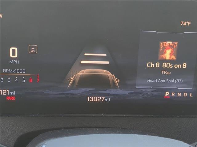 Used 2024 Chevrolet Traverse LT w/ LPO, Floor Liner Package FWD image 11